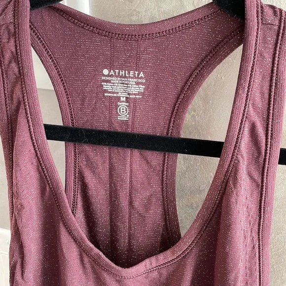 NWT Athleta Speedlight Glow Tee tank top - Picture 4 of 11